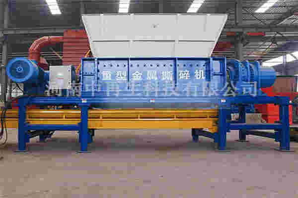 購(gòu)買雙軸撕碎機(jī)應(yīng)注意的三大問題