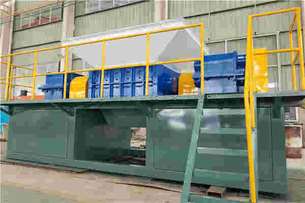 撕碎機型號眾多,該怎么選擇好的撕碎機?