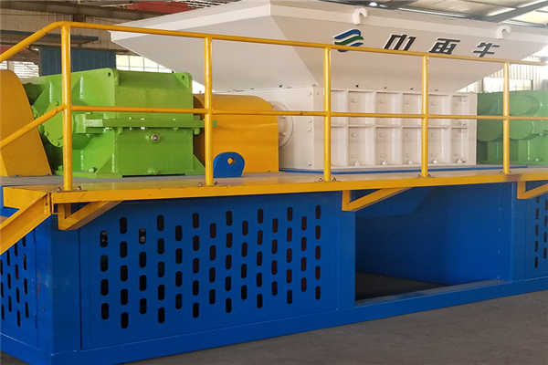 金屬撕碎機不管材料多大都不怕