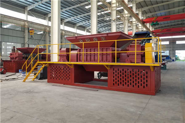 雙軸撕碎機設(shè)備的三大閃光特點