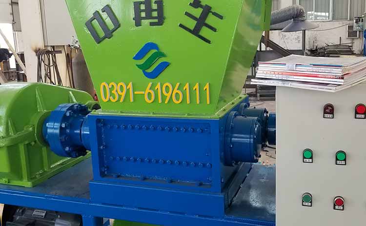 金屬撕碎機(jī)通用性強(qiáng)，為“回收利用”奠定基石
